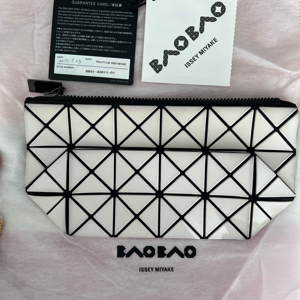 Issey Miyake Bao Bao Black and White Geometric pouch NEW with tags and dust bag